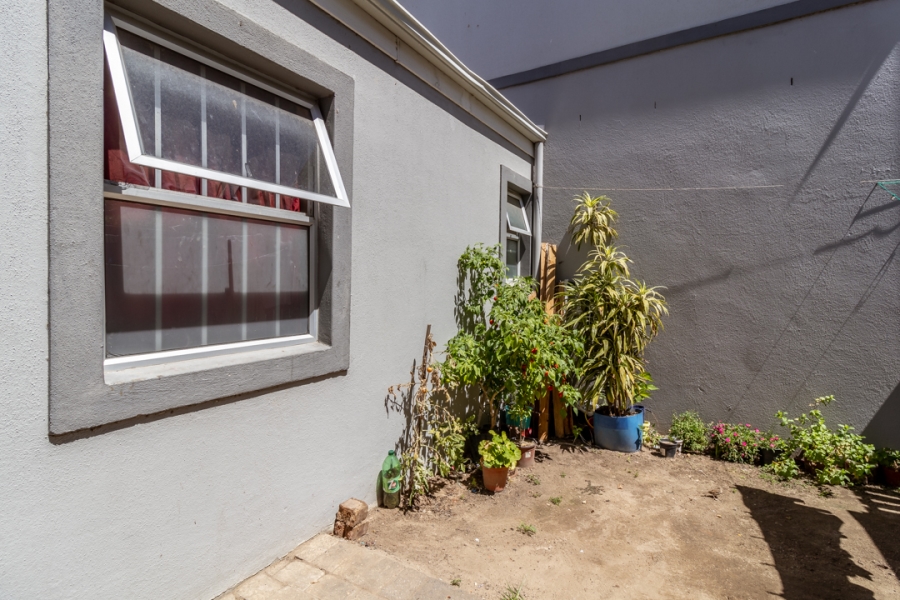 2 Bedroom Property for Sale in Wellington Central Western Cape